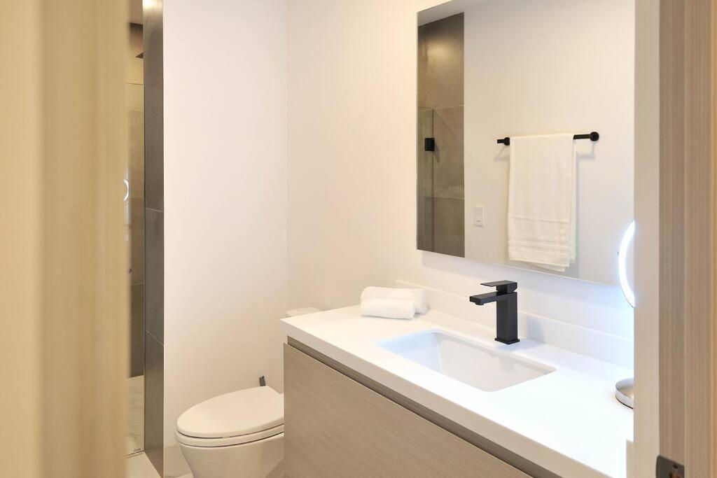 Great Location 2Bd 2Bth Walking Distance To Medano Lägenhet Cabo San Lucas Exteriör bild