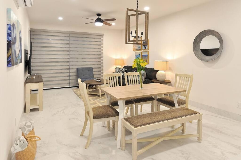 Great Location 2Bd 2Bth Walking Distance To Medano Lägenhet Cabo San Lucas Exteriör bild
